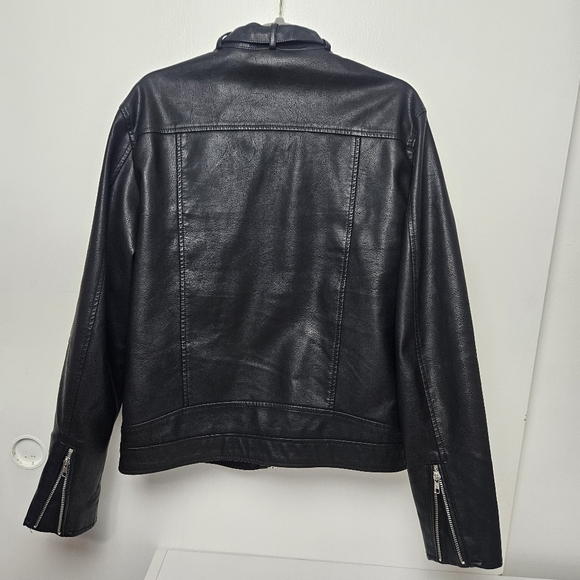 Moto jacket - Picture 3 of 10